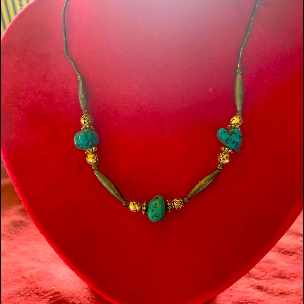 Costume turquoise necklace